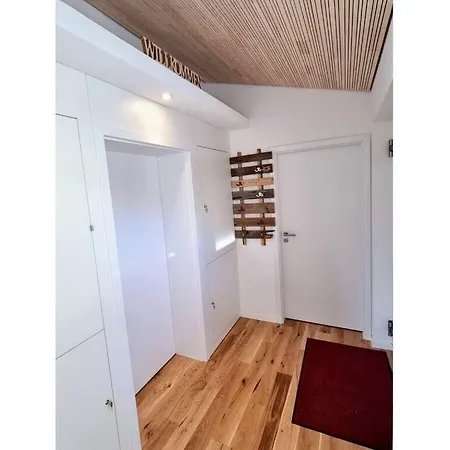 Exclusive Wooden House With Mountain Railway